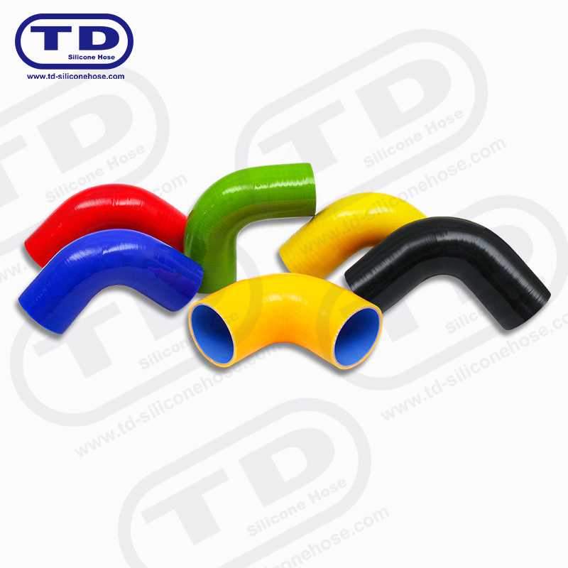 Tuyau de coude en silicone à 90 °