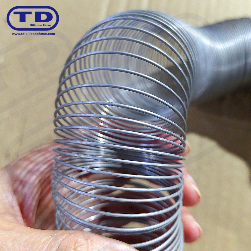 Tuyau de silicone renforcé de fil